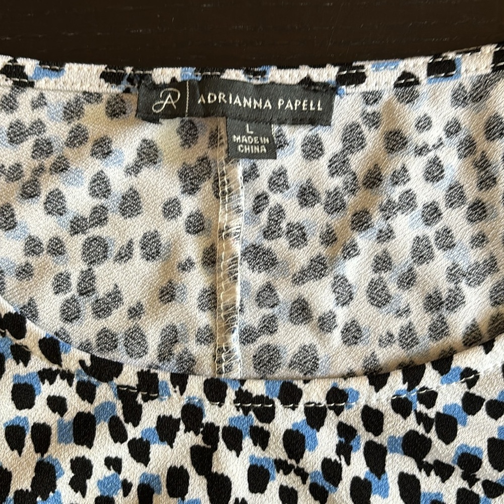 ADRIANNA PAPELL twist top light weight easy wash and wear for formal or casual L - Picture 3 of 9